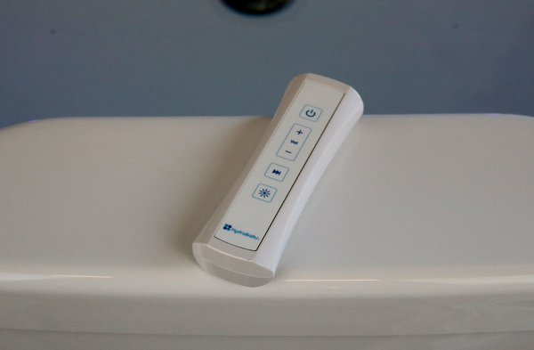 HYDRABATHS® The Maria Freestanding Tub